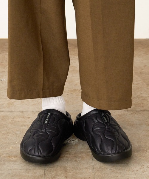 OOFOS/ウーフォス Men's OOcOOzie Thermo Mule リカバリーバックレス