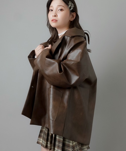 SPINNS（スピンズ）の「合成皮革ダブルテーラードジャケット（テーラードジャケット・レディース・ブラック/ブラウン・ONESIZE）」の5枚目の写真