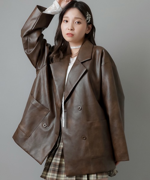 SPINNS（スピンズ）の「合成皮革ダブルテーラードジャケット（テーラードジャケット・レディース・ブラック/ブラウン・ONESIZE）」の6枚目の写真