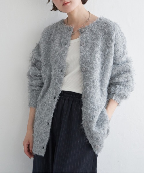 notch.（ノッチ）の「起毛クルーネックニットカーデ（カーディガン/ボレロ・レディース・グレー/チャコール・M）」の2枚目の写真