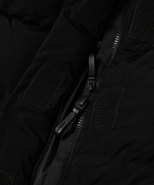 Acne Studios（アクネストゥディオズ）の「Outerwear（ダウンジャケット/コート・レディース・ブラック・36）」の7枚目の写真
