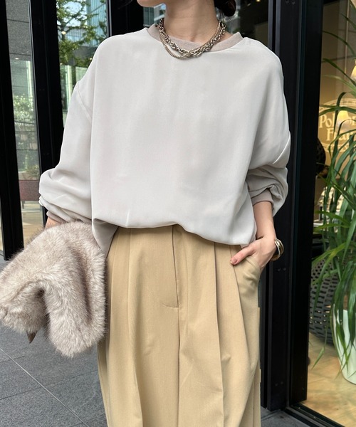 DouDou(ドゥドゥ)の「【WEB限定】裏毛×シフォンレイヤードプルオーバー(Tシャツ/カットソー・レディース・オフホワイト/ブラック/グレイッシュベージュ・FREE)」の3枚目の写真