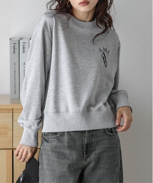 AMELY(エミリー)の「ロゴスウェットプルオーバー(スウェット・レディース・ブラック/ネイビー/グレー・フリー)」の11枚目の写真