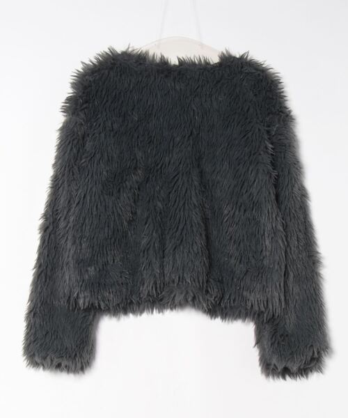 CECIL McBEE（セシルマクビー）の「フェザーファークルーネックプルオーバー（ニット/セーター・レディース・アイボリー/チャコールグレー・MEDIUM/LARGE）」の3枚目の写真