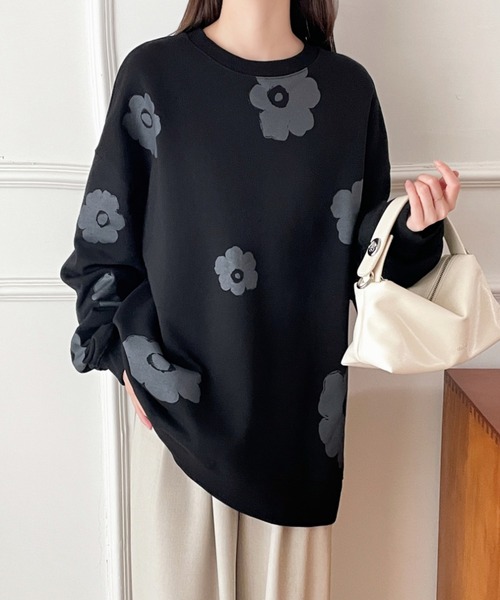 ABITOKYO(アビトーキョー)の「フラワー総柄プリントスウェットプルオーバー(スウェット・レディース・ブラック/チャコールグレー/ワインレッド・M/L/XL)」の7枚目の写真