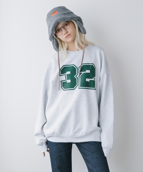 GILDAN(ギルダン)の「GILDAN / ロゴプリント クルーネックスウェット/トレーナー(スウェット・レディース・チャコール/グレー系その他4/グレー系その他/アッシュ/グレー系その他3/グレー系その他2/サンドベージュ・MEDIUM/X-LARGE/LARGE)」の13枚目の写真