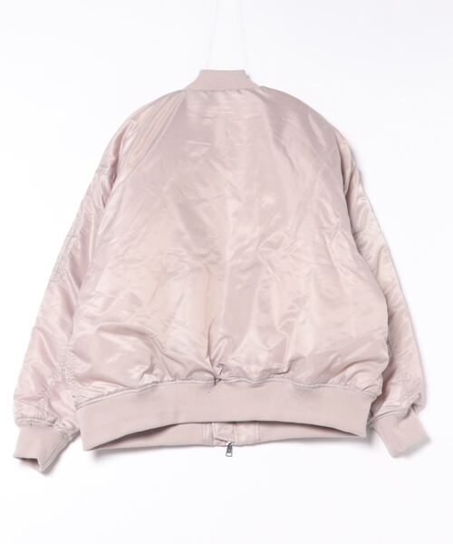 VIBGYOR（ヴィブジョー）の「【wit】オーバーフィットMA-1(CN)（MA-1・メンズ・ブラック/グレイッシュベージュ/カーキ・MEDIUM/LARGE）」の4枚目の写真