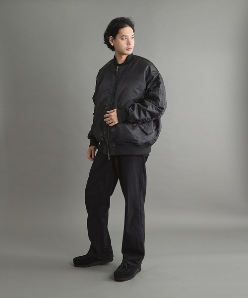 VIBGYOR（ヴィブジョー）の「【wit】オーバーフィットMA-1(CN)（MA-1・メンズ・ブラック/グレイッシュベージュ/カーキ・MEDIUM/LARGE）」の9枚目の写真