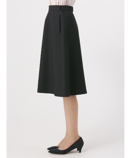 SUIT SQUARE（スーツスクエア）の「【セレモニー】フレアスカート ハンドウォッシュ TRドビー ストレッチ 織柄 セットアップ（スーツスカート・レディース・ネイビー・36(7号)/38(9号)/40(11号)）」の2枚目の写真