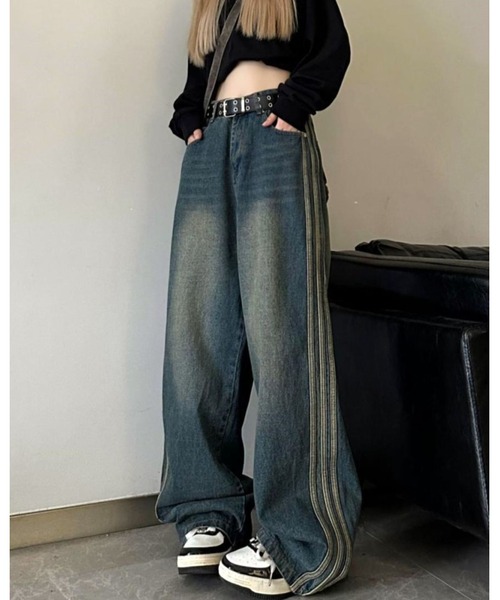 FUNdaysion（ファンデイション）の「配色ラインステッチデニムパンツ（デニムパンツ・レディース・ブルー・L/M/S）」の3枚目の写真