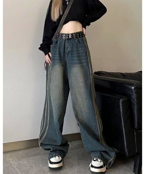 FUNdaysion（ファンデイション）の「配色ラインステッチデニムパンツ（デニムパンツ・レディース・ブルー・L/M/S）」の2枚目の写真