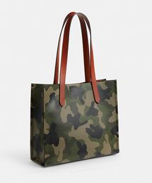 COACH（コーチ）の「リレー トート バッグ 34・カモ プリント