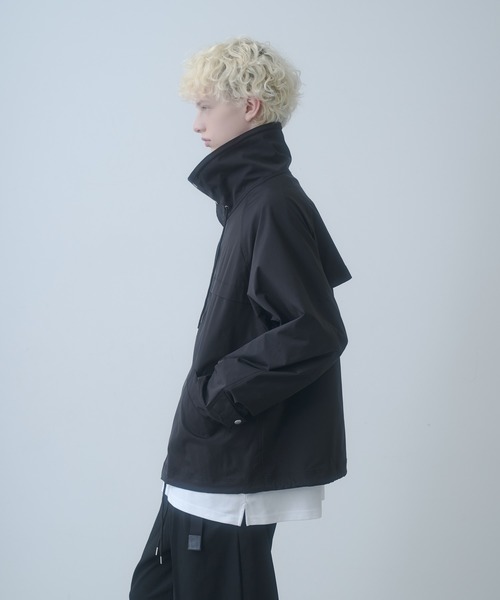 DOOPZ（ドープス）の「High neck teck blouson - ハイネックテックブルゾン（ブルゾン・メンズ・グレー/ブラック・SMALL/MEDIUM/LARGE）」の8枚目の写真