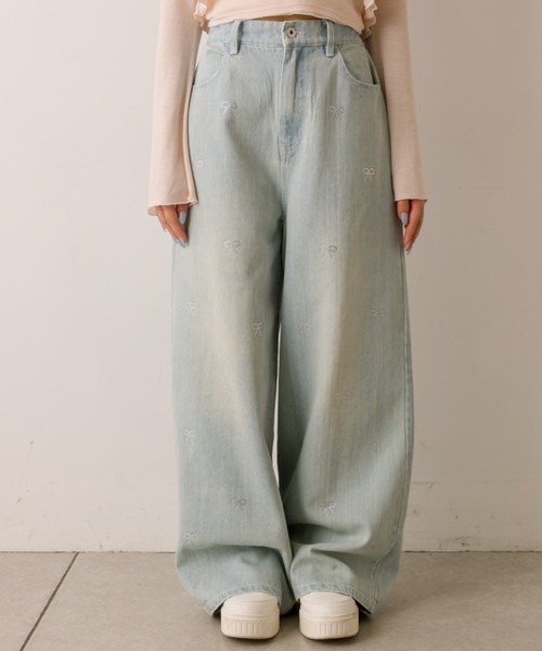 OLIVE des OLIVE(オリーブデオリーブ)の「キラキラリボンデニムパンツ(その他パンツ・レディース・ブルー/サックスブルー/ブラック・SMALL/MEDIUM)」の4枚目の写真