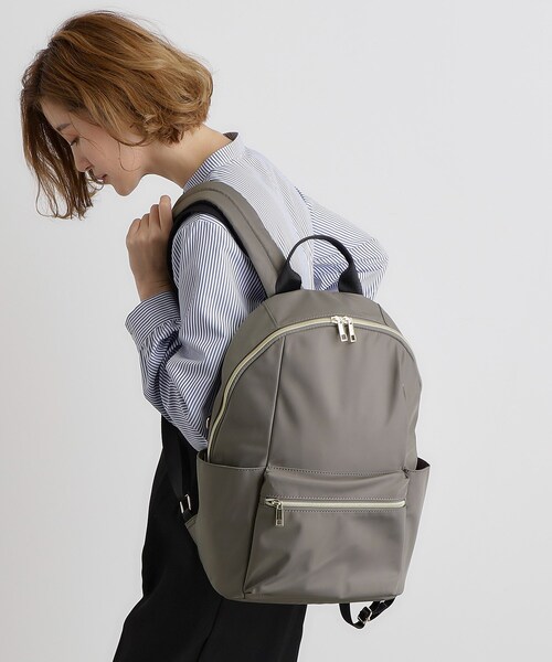 grove（グローブ）の「【雑誌掲載/インスタ企画】人間工学撥水多機能リュック（バックパック/リュック・レディース・ダークグレー/ブラック/カーキ・00）」の4枚目の写真