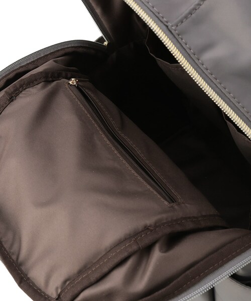 grove（グローブ）の「【雑誌掲載/インスタ企画】人間工学撥水多機能リュック（バックパック/リュック・レディース・ダークグレー/ブラック/カーキ・00）」の22枚目の写真