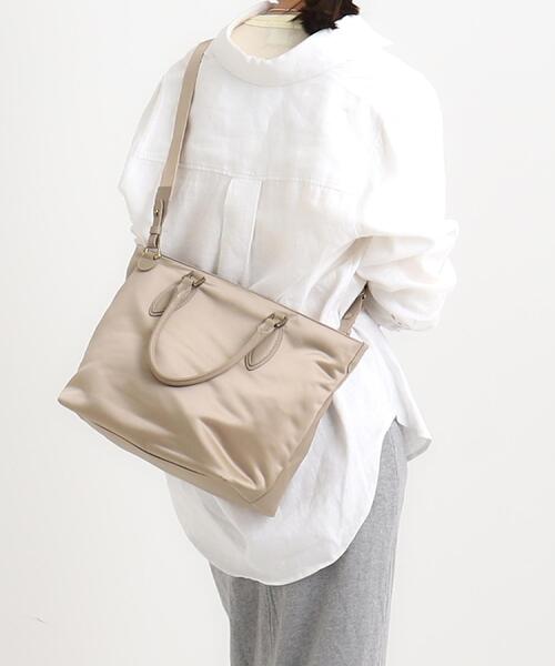 TOFF&LOADSTONE(トフアンドロードストーン)の「クープナイロン(トートバッグ・レディース・サンドベージュ/ライトグレー系9/ブラック・00)」の5枚目の写真