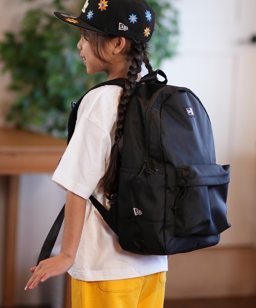 NEW ERA（ニューエラ）の「NEW ERA/ニューエラ YOUTH LIGHT PACK BLK 251 キッズ バック 14521293（バックパック/リュック・キッズ・ブラック・FREE）」の6枚目の写真