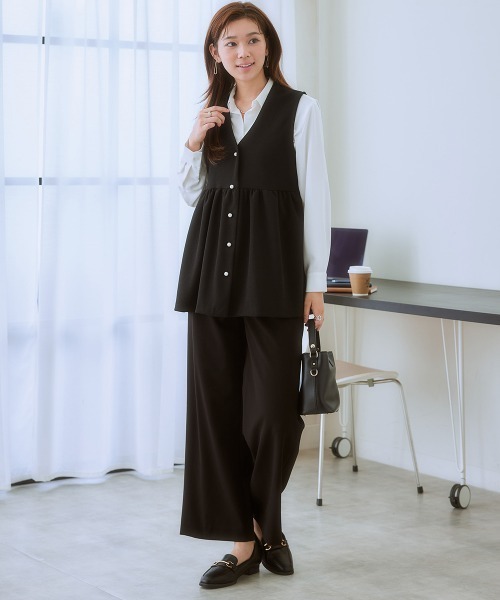 7days Life Styling(セブンデイズライフスタイリング)の「【UVカット/速乾】ストレッチパウダーサテンレギュラーカラー長袖シャツ(シャツ/ブラウス・レディース・オフホワイト/ネイビー/グレイッシュベージュ/ブルー系・M/L/LL/3L/S/4L)」の6枚目の写真