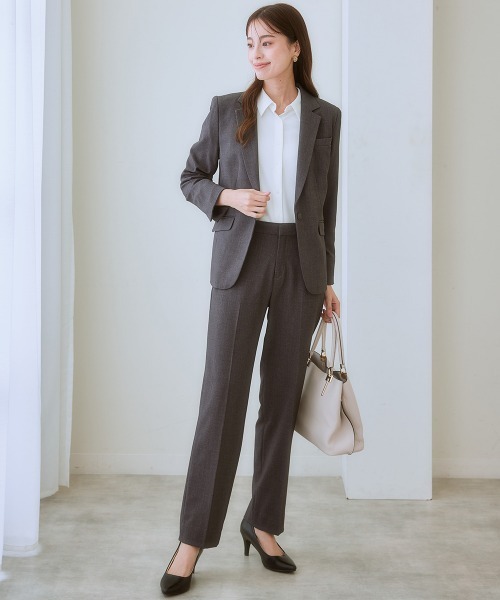 7days Life Styling(セブンデイズライフスタイリング)の「【UVカット/速乾】ストレッチパウダーサテンレギュラーカラー長袖シャツ(シャツ/ブラウス・レディース・オフホワイト/ネイビー/グレイッシュベージュ/ブルー系・M/L/LL/3L/S/4L)」の7枚目の写真