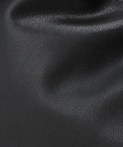 BEAUTY&YOUTH UNITED ARROWS(ビューティーアンドユースユナイテッドアローズ)の「レザー スクエア ショルダーバッグ(ショルダーバッグ・レディース・クリーム/ブラック・FREE)」の17枚目の写真