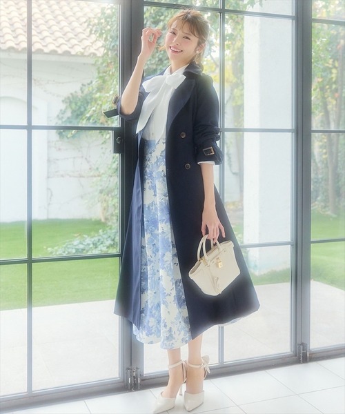 SWINGLE（スウィングル）の「クレリックショルダータックフリルブラウス（シャツ/ブラウス・レディース・ブラック/ピンク/ライトベージュ・FREE）」の6枚目の写真