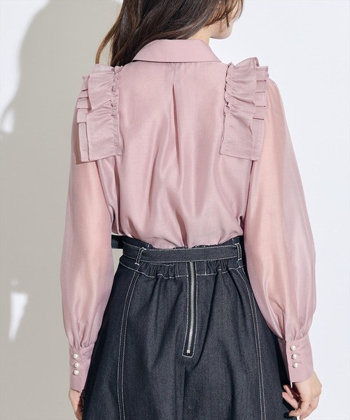 SWINGLE（スウィングル）の「クレリックショルダータックフリルブラウス（シャツ/ブラウス・レディース・ブラック/ピンク/ライトベージュ・FREE）」の12枚目の写真