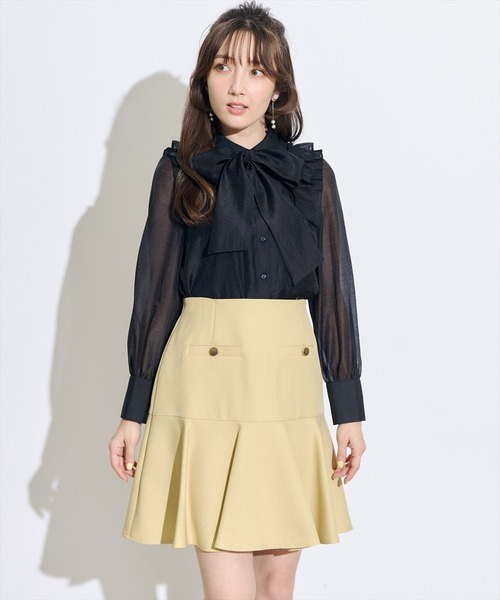 SWINGLE（スウィングル）の「クレリックショルダータックフリルブラウス（シャツ/ブラウス・レディース・ブラック/ピンク/ライトベージュ・FREE）」の20枚目の写真