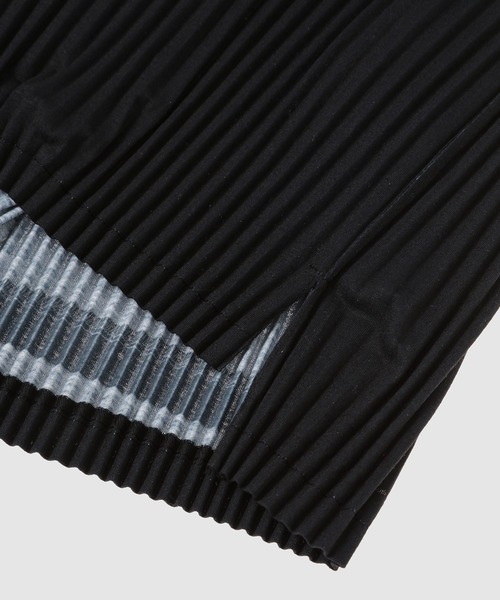 YOHEI OHNO（ヨウヘイオオノ）の「Big Pleats T-shirt（Tシャツ/カットソー・レディース・ホワイト系その他/ホワイト/ブラック/ブラック系その他・36）」の11枚目の写真