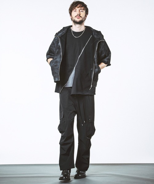 NO ID.（ノーアイディ）の「【NO ID.】Tech Easy Wide Cargo Pants / テック イージー ワイド カーゴ パンツ（カーゴパンツ・メンズ・ブラック/その他23/グレー・2/1）」の5枚目の写真