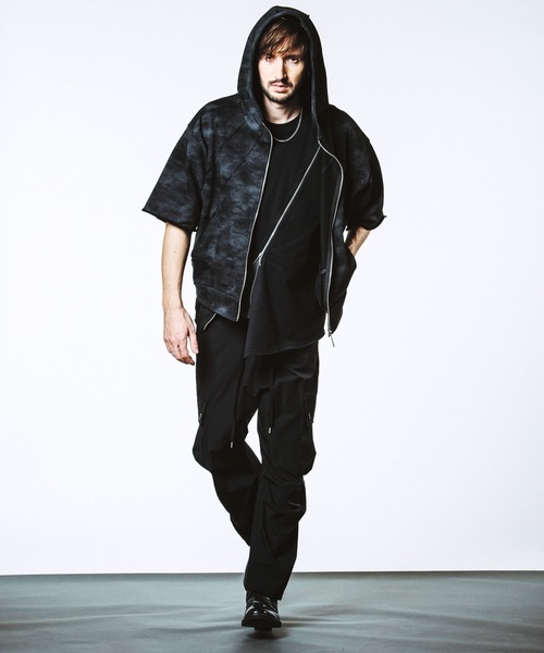 NO ID.（ノーアイディ）の「【NO ID.】Tech Easy Wide Cargo Pants / テック イージー ワイド カーゴ パンツ（カーゴパンツ・メンズ・ブラック/その他23/グレー・2/1）」の8枚目の写真