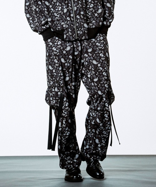 NO ID.（ノーアイディ）の「【NO ID.】Tech Easy Wide Cargo Pants / テック イージー ワイド カーゴ パンツ（カーゴパンツ・メンズ・ブラック/その他23/グレー・2/1）」の12枚目の写真