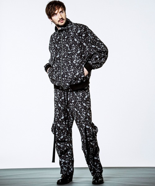 NO ID.（ノーアイディ）の「【NO ID.】Tech Easy Wide Cargo Pants / テック イージー ワイド カーゴ パンツ（カーゴパンツ・メンズ・ブラック/その他23/グレー・2/1）」の16枚目の写真