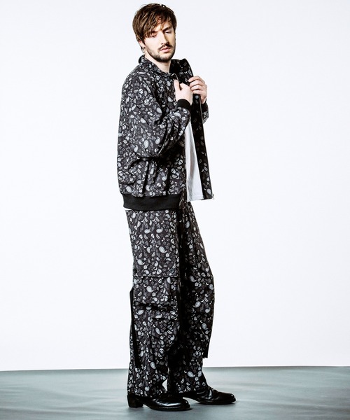 NO ID.（ノーアイディ）の「【NO ID.】Tech Easy Wide Cargo Pants / テック イージー ワイド カーゴ パンツ（カーゴパンツ・メンズ・ブラック/その他23/グレー・2/1）」の22枚目の写真