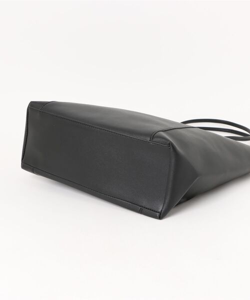 florist（フローリスト）の「【A4収納可・撥水PU】レザーライクレディーストートバッグ/ビジネスバッグ（トートバッグ・レディース・レッド/ベージュ/アイボリー/ホワイト/ブラック/キャメル/モカ・FREE）」の19枚目の写真