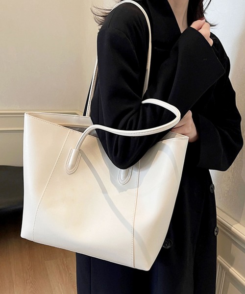 florist（フローリスト）の「【A4収納可・撥水PU】レザーライクレディーストートバッグ/ビジネスバッグ（トートバッグ・レディース・レッド/ベージュ/アイボリー/ホワイト/ブラック/キャメル/モカ・FREE）」の8枚目の写真