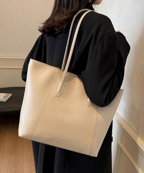 florist（フローリスト）の「【A4収納可・撥水PU】レザーライクレディーストートバッグ/ビジネスバッグ（トートバッグ・レディース・レッド/ベージュ/アイボリー/ホワイト/ブラック/キャメル/モカ・FREE）」の15枚目の写真