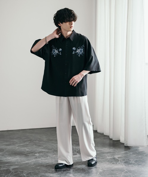 Rocky Monroe(ロッキーモンロー)の「接触冷感オーバーサイズストレッチフラワー刺繍レギュラーカラー半袖シャツ(シャツ/ブラウス・メンズ・ブラック/チャコールグレー/ホワイト・M/L/XL)」の11枚目の写真