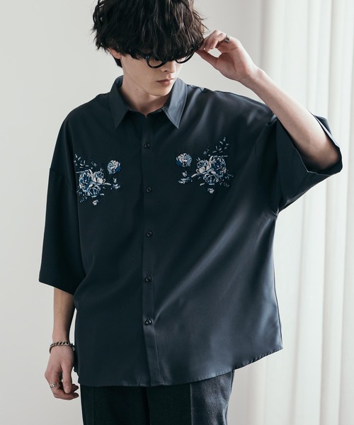 Rocky Monroe(ロッキーモンロー)の「接触冷感オーバーサイズストレッチフラワー刺繍レギュラーカラー半袖シャツ(シャツ/ブラウス・メンズ・ブラック/チャコールグレー/ホワイト・M/L/XL)」の15枚目の写真