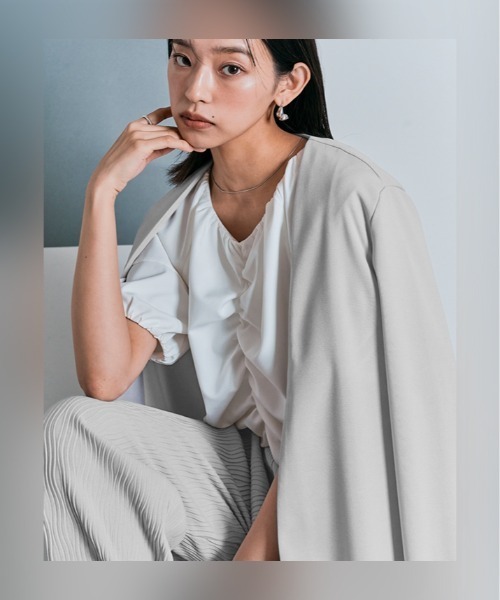 W:Huku(フーク)の「セルフカット ハイウエスト ウェーブ プリーツ パンツ(その他パンツ・レディース・ブラック/チャコール/ライトグレー・M/L)」の10枚目の写真