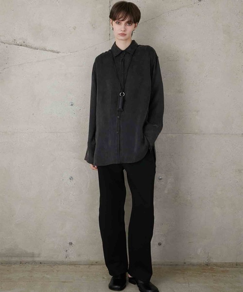 LA PEAU DE GEM（ラポドゥジェム）の「【LA PEAU DE GEM】soft rayon shirt/ソフトレーヨンシャツ（シャツ/ブラウス・レディース・ブラック/ホワイト/ブラウン・FREE）」の7枚目の写真