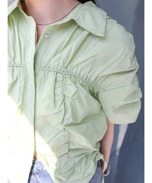 Ungrid（アングリッド）の「ギャザーデザインハーフスリーブシャツ（シャツ/ブラウス・レディース・グリーン系その他/オレンジ/オフホワイト/ブルー・SMALL/MEDIUM/FREE）」の20枚目の写真