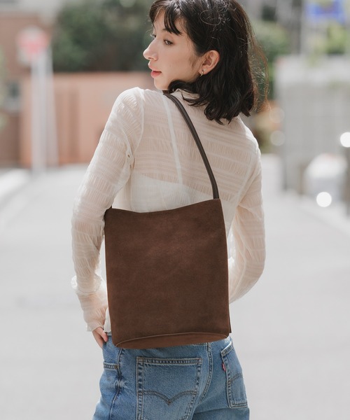 ROH SEOUL（ローソウル）の「ROH SEOUL/ローソウル MEDIUM MUG SHOULDER BAG ショルダーバッグ（ショルダーバッグ・レディース・ブラウン/キャメル/ブラック/ダークブラウン・FREE）」の2枚目の写真