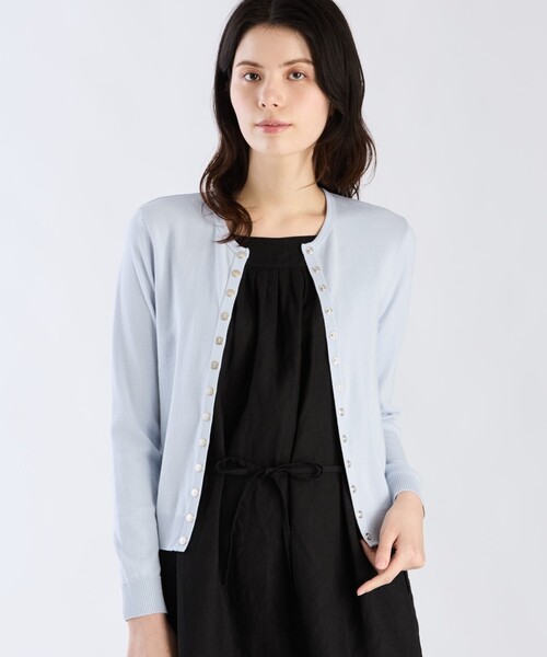 agnes b.（アニエスベー）の「コットン ニット 長袖 カーディガンプレッション "Swing"（カーディガン/ボレロ・レディース・ブルー系その他・2/1/3）」の2枚目の写真
