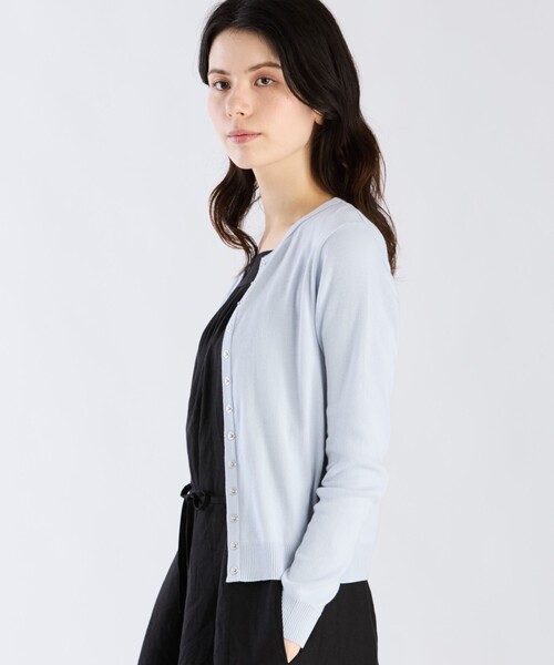 agnes b.（アニエスベー）の「コットン ニット 長袖 カーディガンプレッション "Swing"（カーディガン/ボレロ・レディース・ブルー系その他・2/1/3）」の3枚目の写真