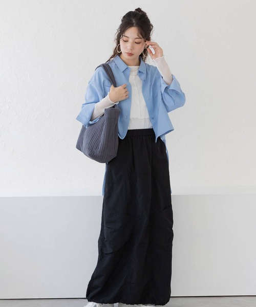 フェリシモMama（フェリシモママ）の「Ｍｏｒｅｄｄｅ　心地いい素材の袖口シアー２ーＷＡＹ授乳トップス（マタニティウェア/グッズ・レディース・ブラック/オフホワイト/ブルー・LL/L/M）」の7枚目の写真