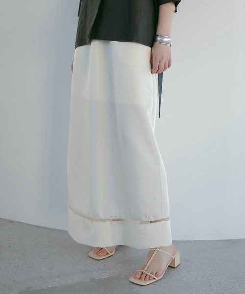 MANOF(マノフ)の「HASHIGO LACE STRAIGHT SKIRT(スカート・レディース・ブラック/アイボリー・M/S)」の4枚目の写真