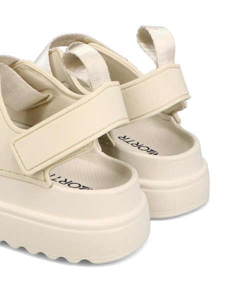 ORiental TRaffic（オリエンタルトラフィック）の「軽量 ベルクロEVAサンダル/OT3228 ボリュームソール 厚底 ベルクロ（サンダル・レディース・ホワイト/ブラック・22.5cm/23.5cm/24.5cm/25.5cm）」の7枚目の写真