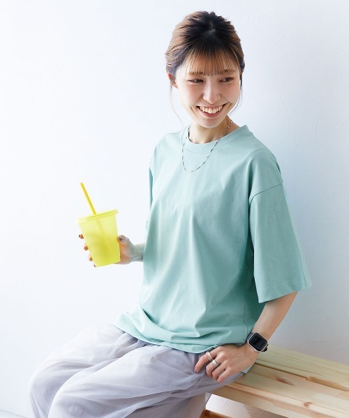 devirock(デビロック)の「【ひやシャリ】接触冷感 無地 ビッグシルエット 大人 半袖Tシャツ(Tシャツ/カットソー・レディース・ホワイト/ライトグレー/パープル系5/イエロー系3/スミクロ/グリーン系1・M/L/LL)」の5枚目の写真