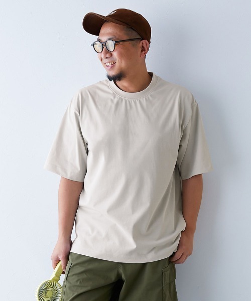 devirock(デビロック)の「【ひやシャリ】接触冷感 無地 ビッグシルエット 大人 半袖Tシャツ(Tシャツ/カットソー・レディース・ホワイト/ライトグレー/パープル系5/イエロー系3/スミクロ/グリーン系1・M/L/LL)」の4枚目の写真